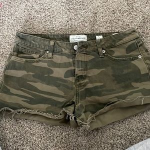women’s shorts